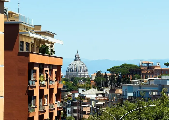 Near Vatican, Irnerio 47 4*